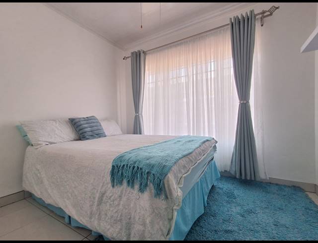 2 BEDROOM TOWNHOUSE TO LET IN ARCON PARK